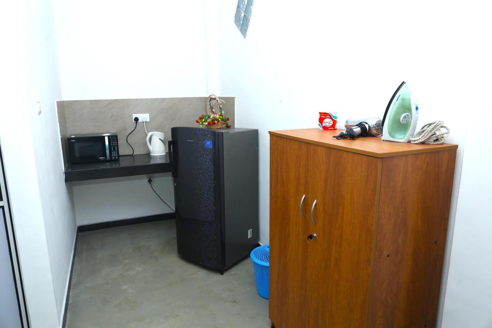 Sandy Palms Guesthouse Hikkaduwa Ngoại thất bức ảnh