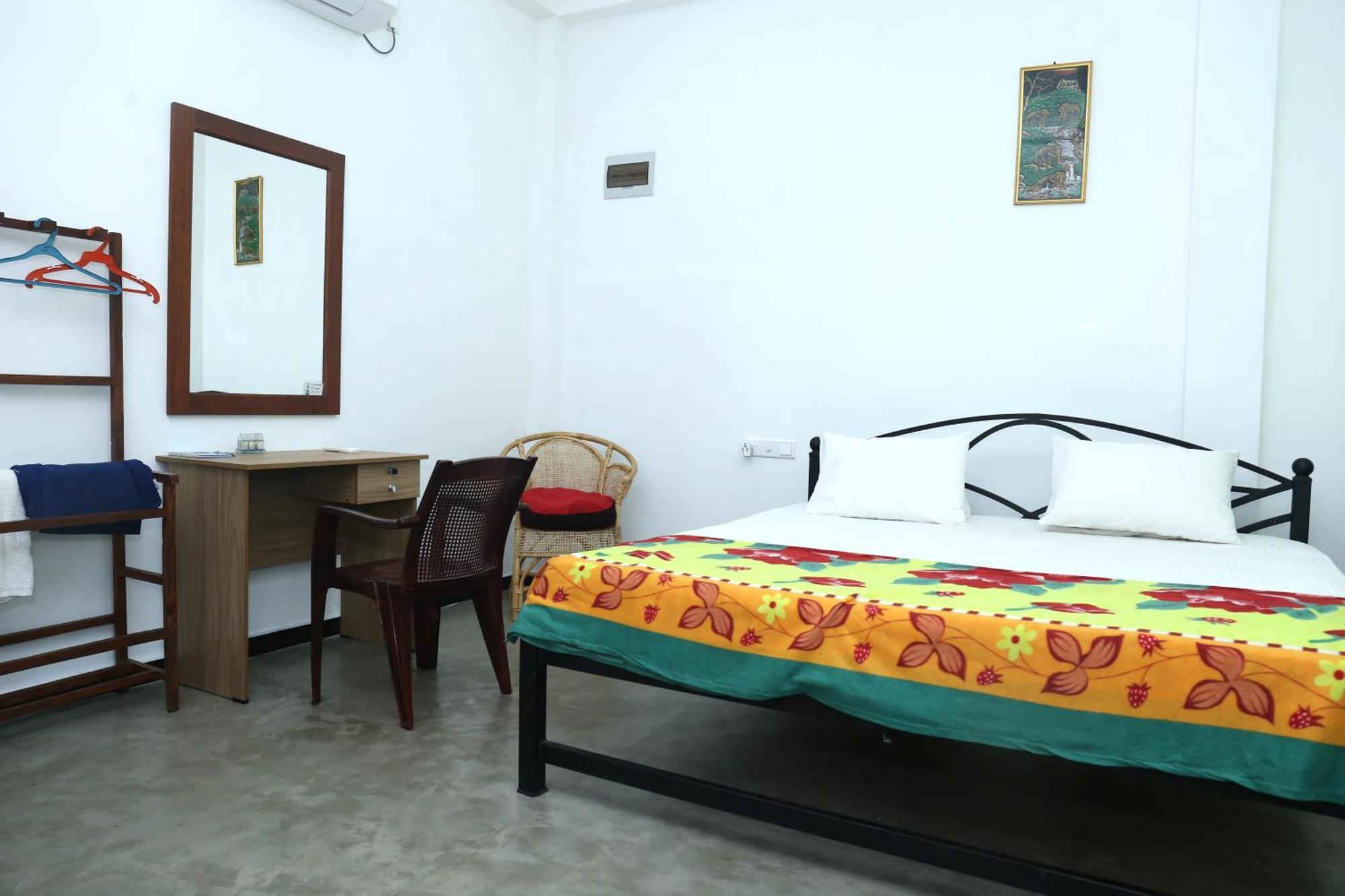 Sandy Palms Guesthouse Hikkaduwa Ngoại thất bức ảnh